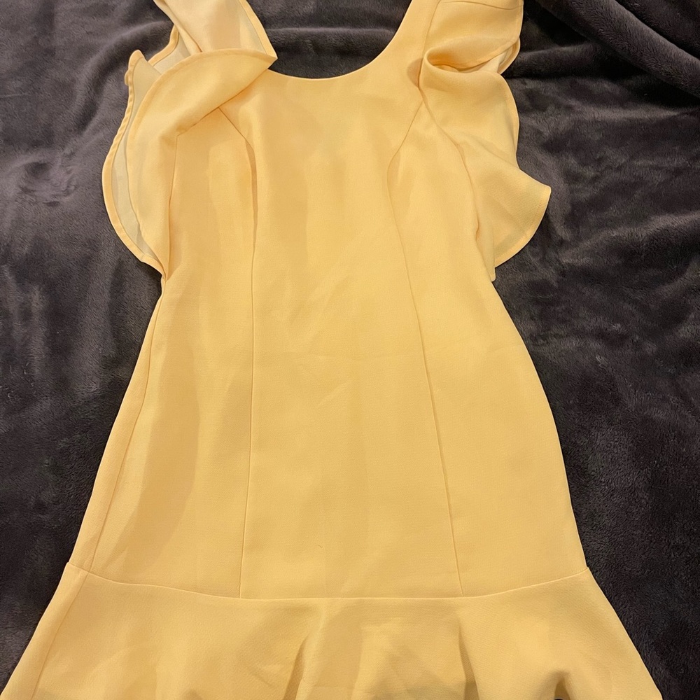 BCBG - Yellow ruffle dress